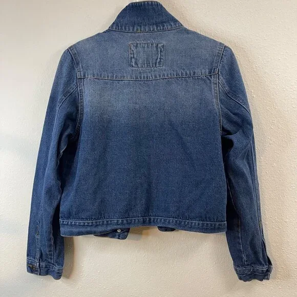 The Style Between Us Womens Medium Classic Blue Denim Jacket With Button Front - Picture 3 of 11